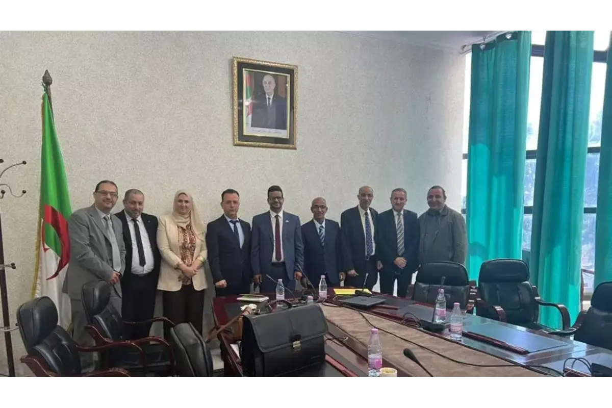 وفد جامعة التفاريتي خلال اجتماع رسمي مع مسؤولي وزارة التعليم العالي الجزائرية لتعزيز التعاون الأكاديمي